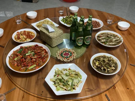 Xi Yuan Homestay Отели рядом с достопримечательностью «Wulongxia Scenic Area»