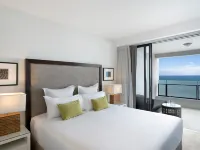 Peppers Soul Surfers Paradise Hotels near Infinity Attraction