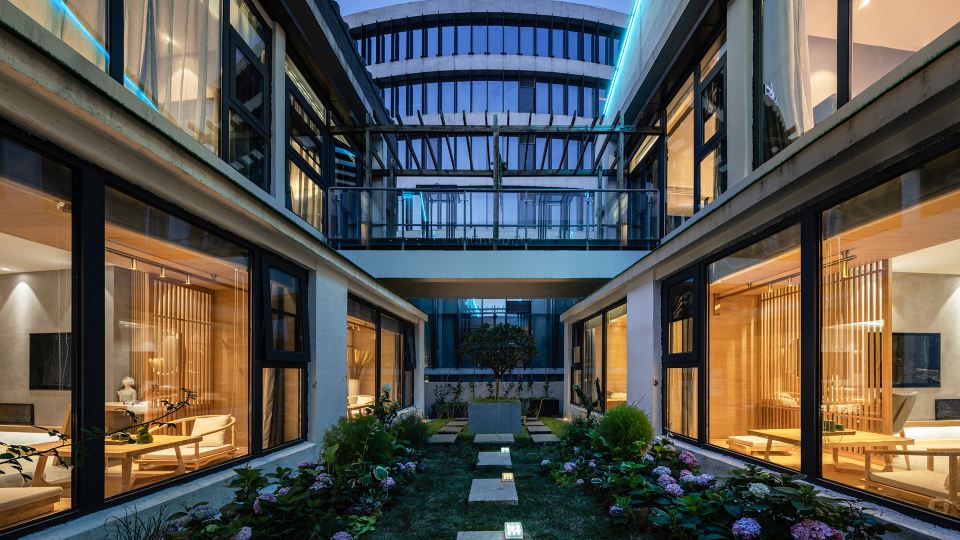 Tuyue Manyuntang Design Hotel (High Tech Zone MixC Mall)