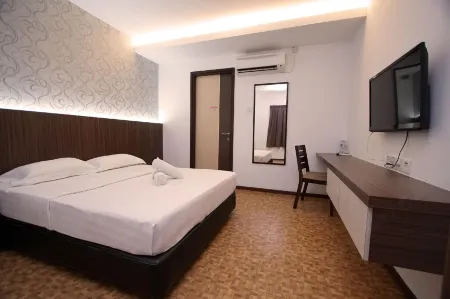 Pavilion Inn Отели в г. Мири