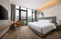 New Century Manju Hotel (Ningbo Nantang Old Street Railway Station) Hotel in zona Public Traffic Duantang Central Passenger Transport Terminal