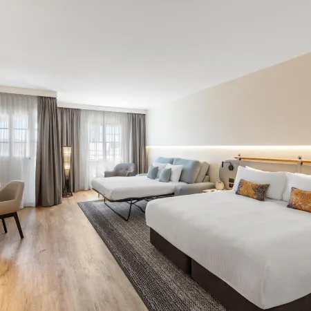Crowne Plaza HAWKESBURY VALLEY by IHG