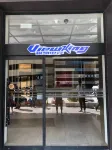 ViewKingE-sports Hotel (Tianmu West Road Store, Shanghai Railway Station)