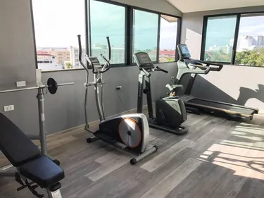 รูปภาพของKanavera House, Sriracha Hotel & Serviced Apartments โรงแรม คานาเวร่า เฮาส์ Si R