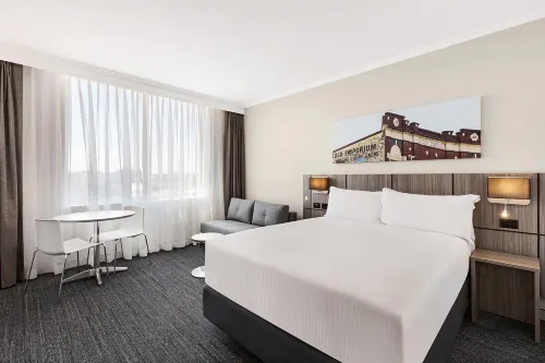 Mercure Sydney Bankstown Hotels in Yagoona