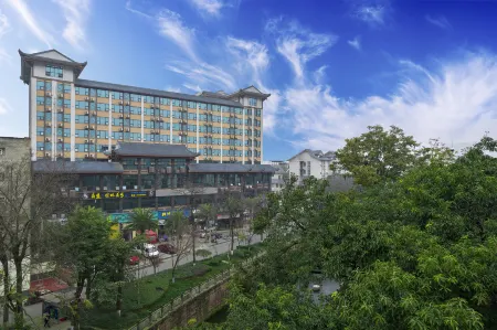 Yfie Boutique Hotel (Sansu Ci Hotel)