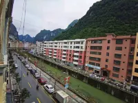 Fengshan Sister Hotel