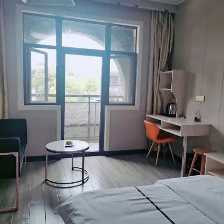 Chaohu Jingxin Holiday Hotel(Huanglu University Town Store)
