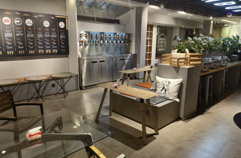 James Joyce Coffetel(Pingyuan Subway Station, Beijing International Trade And Industry University) photo 3