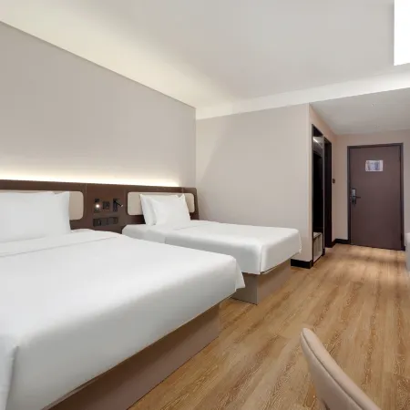 HanTing Harbin Museum Subway Station Hotel (HanTing Harbin Dongdazhi Street Hongbo Plaza)