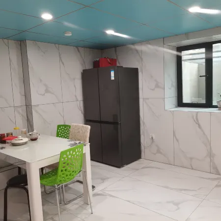 Burqin Qingshe Homestay