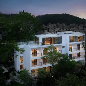 YinLan Hotel