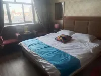 Yifeng Hotel, New Barag Youqi
