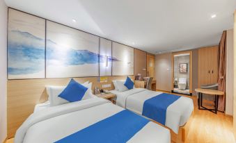 Hongcheng Hotel (Guangzhou Beijing Road Pedestrian Street Haizhu Square Subway Station)