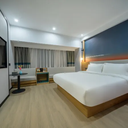 Bai Feng Hotel (Hefei Beicheng Station)