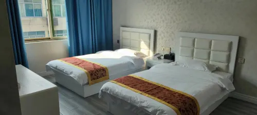 Jinhong Business Hotel
