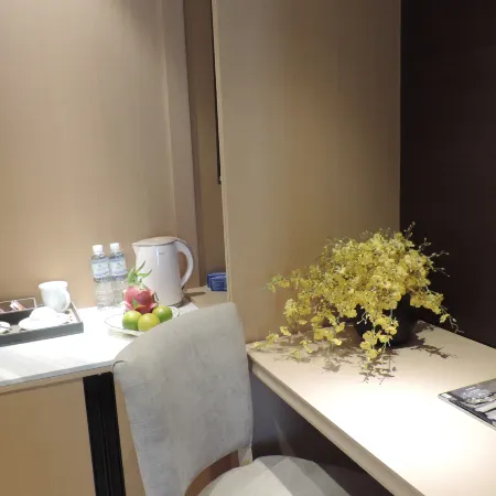 Mile Bosion Hot Spring Hotel