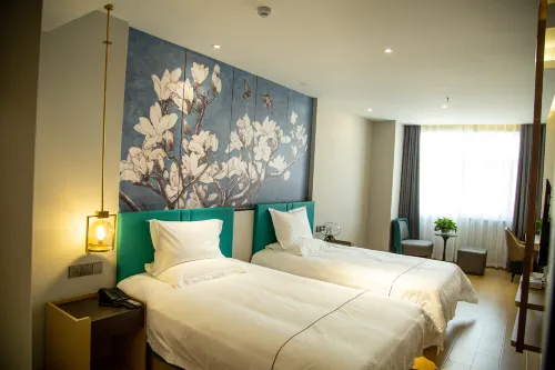 Bailan Hotel (Xiao Administrative Avenue People's Hospital) Hotel di Provinsi Xiao