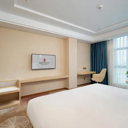 Select Hotel