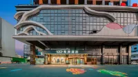 Xana Hotelle Hotel (Fangchenggang West Bay City Beach) Hotels near Taohuawan Gymnasium