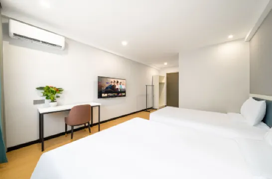 Zihuayuan Hotel Отели в г. Цзясин