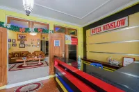 RedDoorz near Mangrove Forest Kupang Hotels in Oesapa Selatan