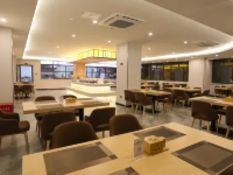 The Cloud  Hotel Hotels in Pingbian Miao Autonomous County