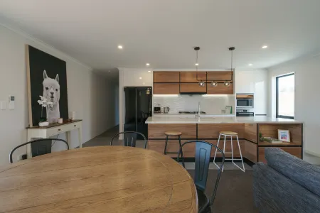 Snowy Peak Apartment Отели рядом с достопримечательностью «Mackenzie Sheep Dog Statue»