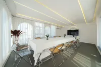 Holiday Inn Express Baihang (Huangshan Scenic Area Transfer Center) Hotels in Huangshan