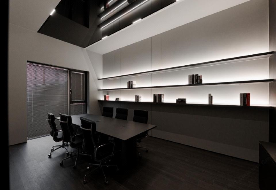 [더 아르코 호텔의 수영장 이미지]