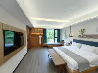 Spring Mountain Willow Meets Homestay Hotels in Jinzhai