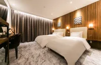Masan Brooks Hotel - Parkering