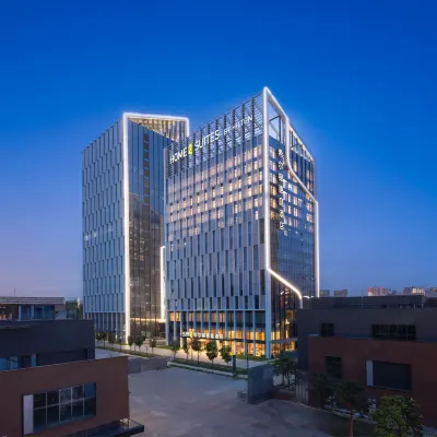 Hilton Guangzhou Huangpu Science City Hotels near Luogang Scenic Resort
