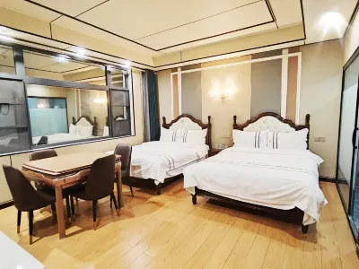 Qilan Hongguan Inn