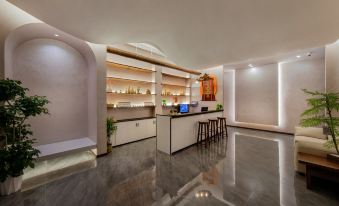 Li County Semi-Hidden Private Hot Springs Homestay