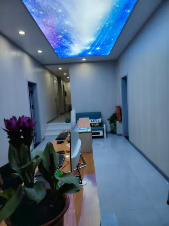 Changchun Shengshi time Hotel Отели рядом с достопримечательностью «Software Engineering Simulation Company， College of Humanities & Information， Changchun University of Technology»