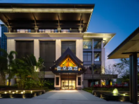 Atour Hotel (Jinghong Gaozhuang Xishuangjing Lancang River)