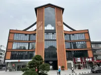 Such as Yuanmo Crystal Hotel Apartment (New International Expo Center Yanggao South Road Store)