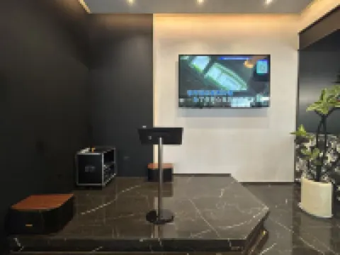 Puyue Tiancheng Hotel (Dongyang Downtown Area Guangsha College)