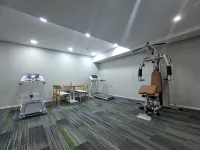 Sixth Street Inn - Riverside Retreat (Yining Branch)​ - Spor Salonu