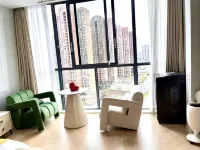 Qinjing Homestay (Yichang Yiling Wanda Plaza) Hotels in Creek Tower/Yiling Wanda Square