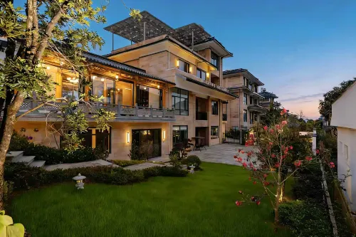 Hengjin SPA·Residence Private Hot Spring Boutique Stay (Tengchong Century City)