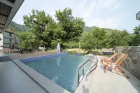 Yunqi Lemon · Petrichor Mountain-View Villa · Rafting & Stream Trekking · Family Waterfront Cottage - Pools