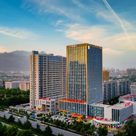 Tricolor Green Hotel(Tai'an High-speed Railway Station)