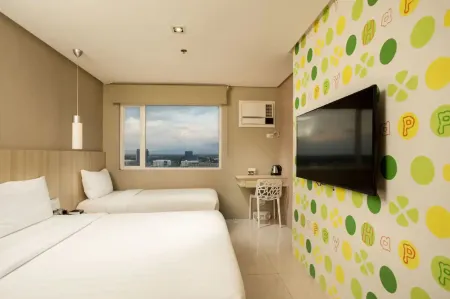 Injap Tower Hotel Отели рядом с достопримечательностью «Diversion 21 KTV and Resto»