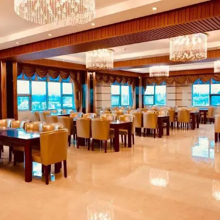 Yinhe Hotel