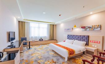 Yue Hotel (Baoding Mancheng Huiyou Shopping Mall)