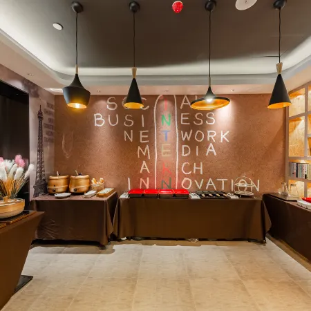 Ibis Hotel (Jinan Shandong Normal University Culture East Road Shop)