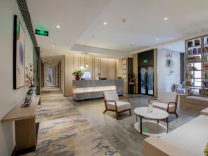 Huali Hotel SMART (Shenzhen Sea World Shekou Old Street Store)