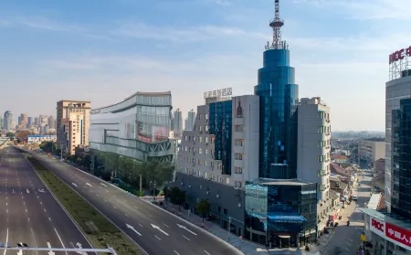 Homeinn Selected Hotel (Danyang Railway Station Yunyang Bridge) Отели в г. Даньян